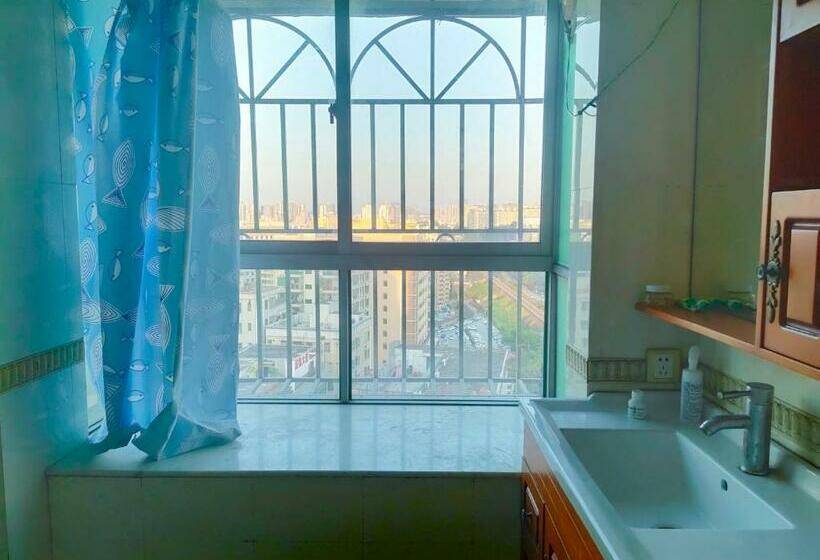 Ekonomiskt Rum, 都市小憩青旅