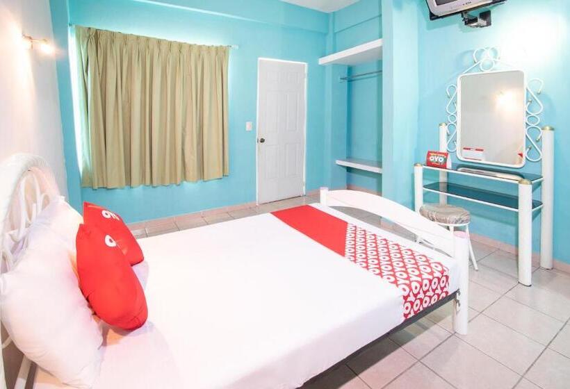 スタンダードルーム, OYO Hotel Estacion,José Cardel,Parque Central Revolución
