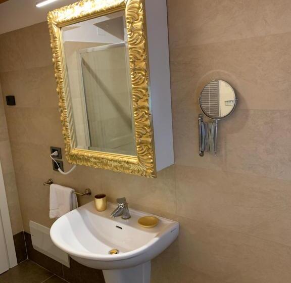 חדר סטנדרט נוף לאגם, Villa Vaccari Garda