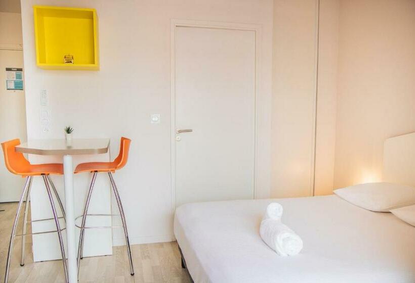 テラス付きスタンダードワンルーム, Twenty Business Flats Nîmes Trigone