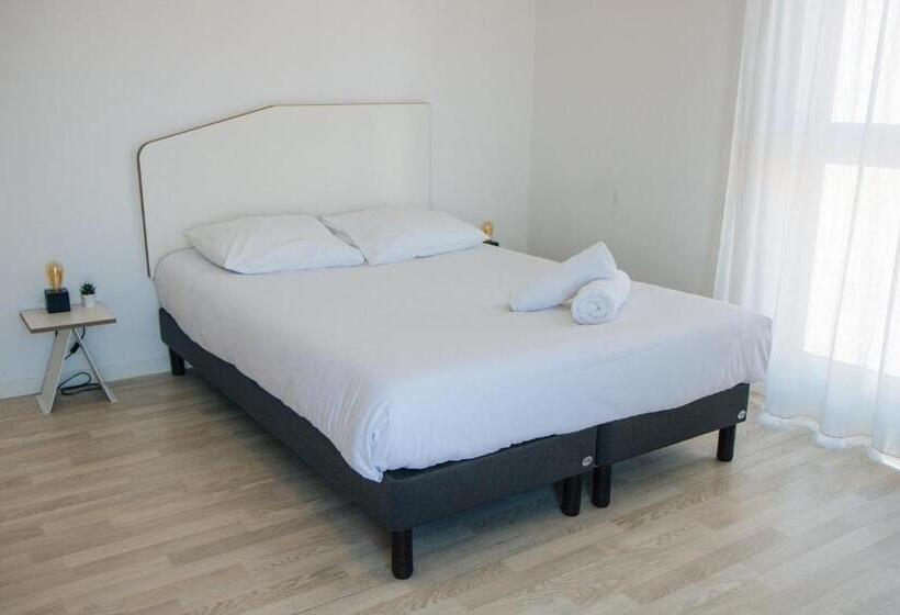 استودیوی سوپریور, Twenty Business Flats Nîmes Trigone