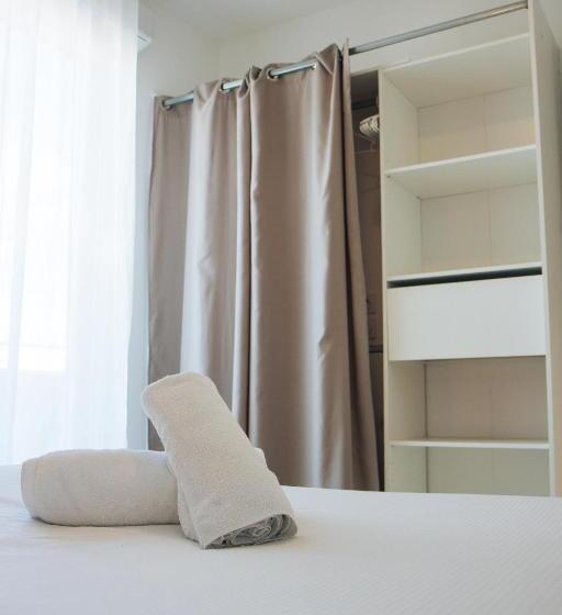 آپارتمان 1 خوابه, Twenty Business Flats Nîmes Trigone