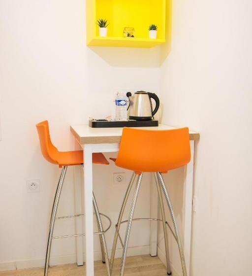 آپارتمان 1 خوابه, Twenty Business Flats Nîmes Trigone