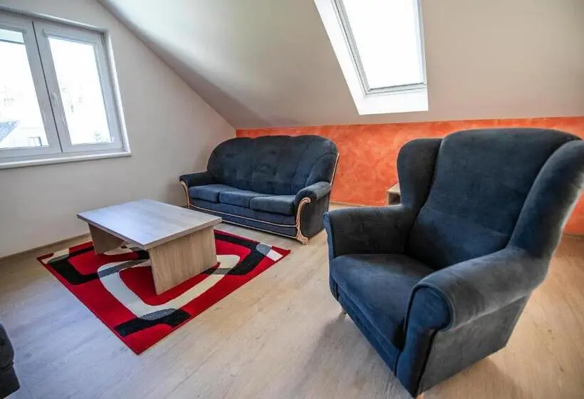 ドゥプレックスルーム, Apartmány Pod Jeřábem, šanov 67, červená Voda