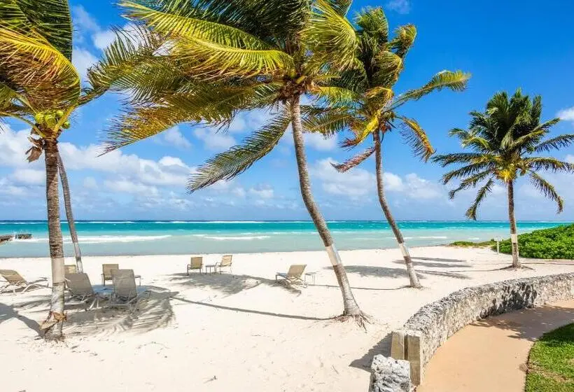 آپارتمان 1 خوابه با چشم‌انداز استخر, Beach Living At Sunrise To Sunset Villa