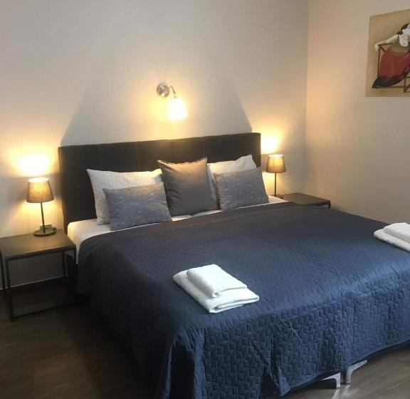 اتاق استاندارد, Kedves Vendégház