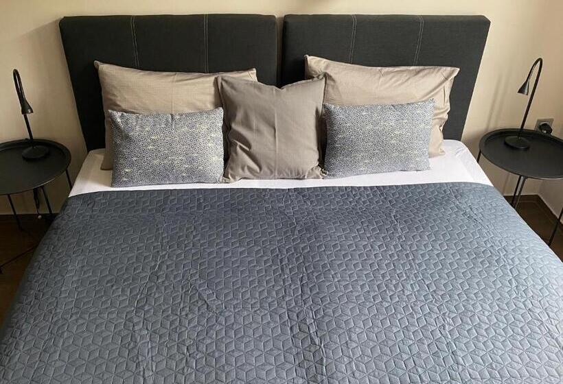 اتاق استاندارد, Kedves Vendégház