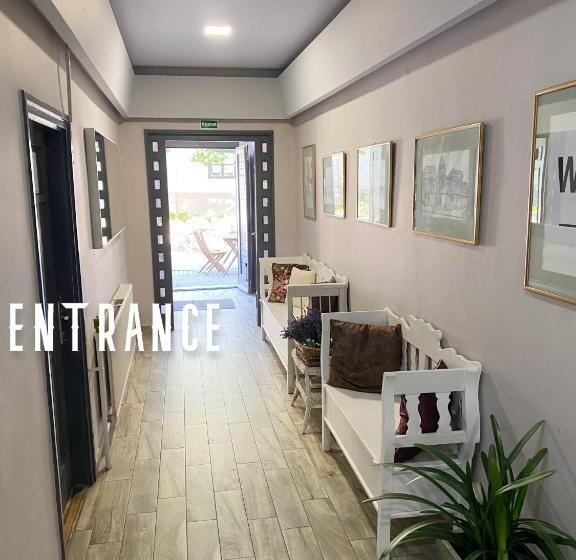 اتاق استاندارد یک نفره, Kedves Vendégház