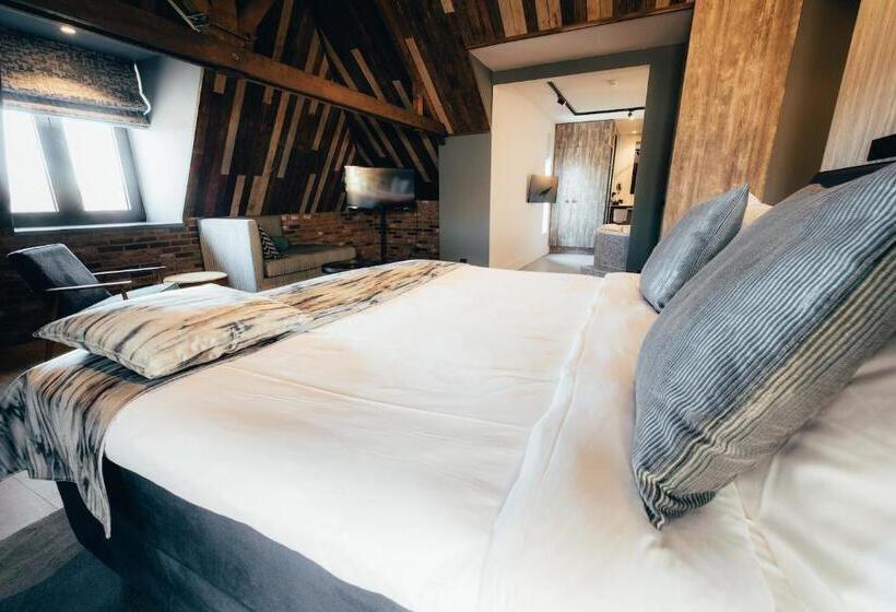 غرفة قياسية مزوَّدة بجاكوزي, Cityhotel Wood