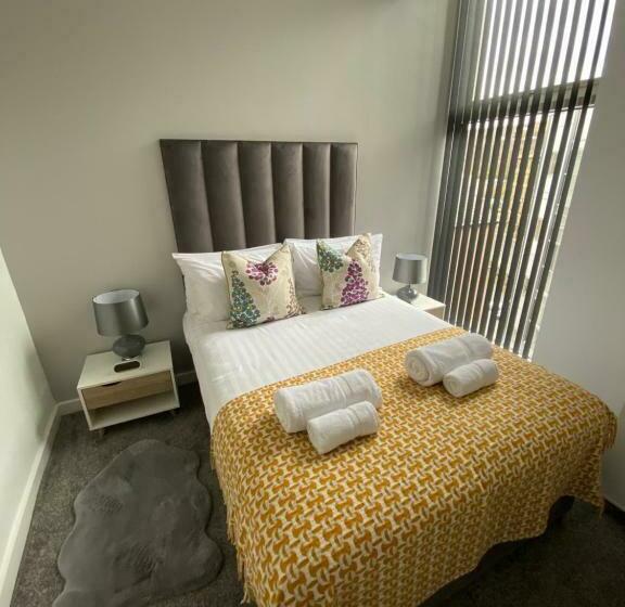 Апартаменты Superior 1 Спальня, Spire Accommodations Ltd