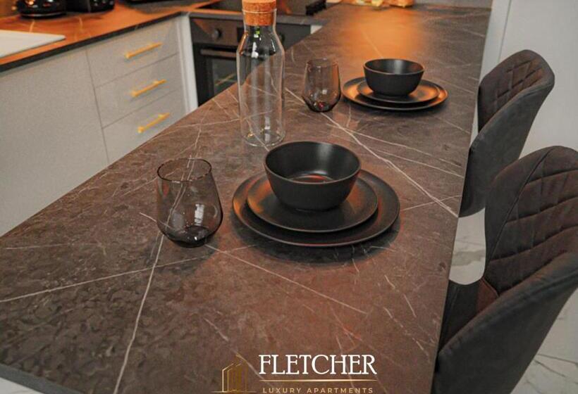 Студия Стандарт, Spire Accommodations Ltd