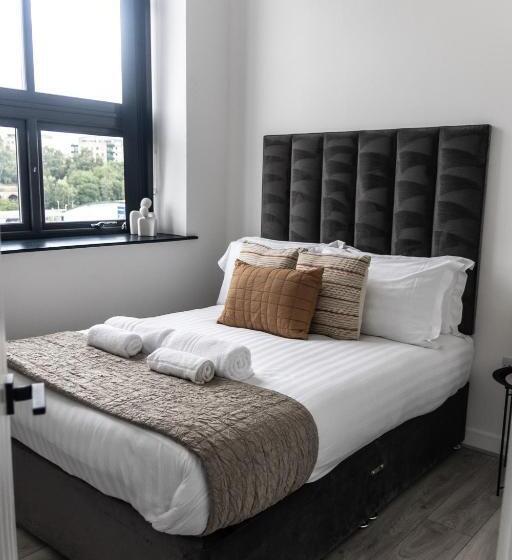 Апартаменты Deluxe 1 Спальня, Spire Accommodations Ltd