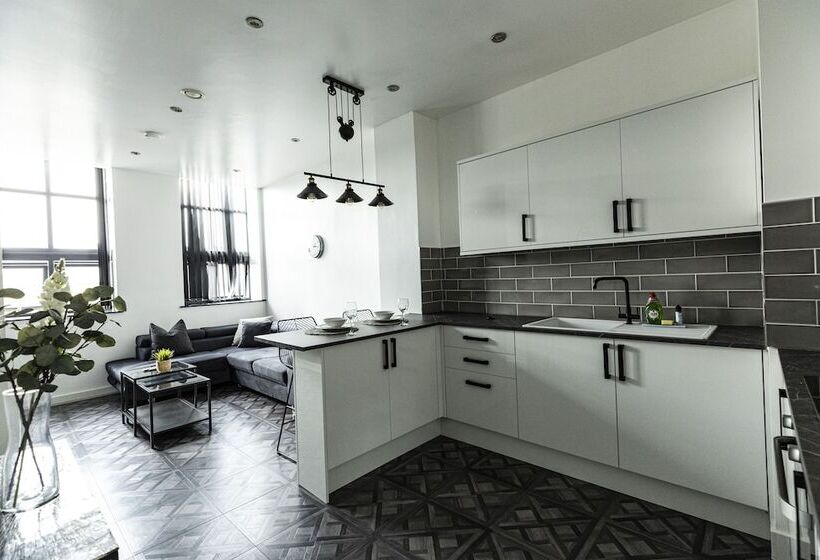 Апартаменты Executive 1 Спальня, Spire Accommodations Ltd