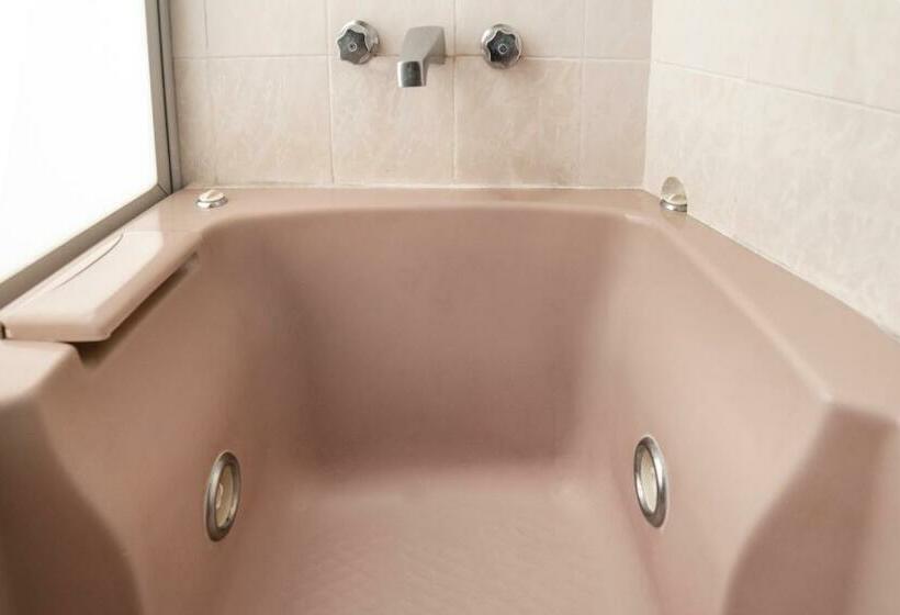 スイート, Oyo Posada Astrud,cuetzalan