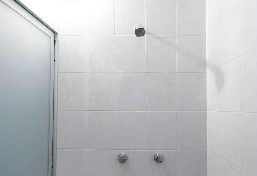 スタンダードルーム, Oyo Posada Astrud,cuetzalan