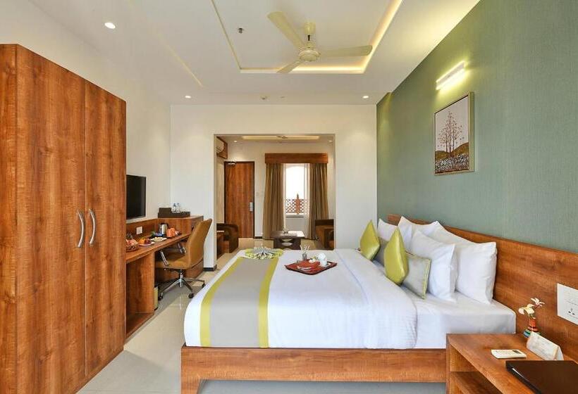 جناح جونيور, Eastin Easy Vita