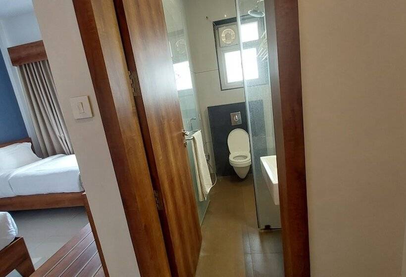 غرفة عائلية, Eastin Easy Vita