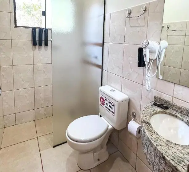 اتاق استاندارد سه تخته با بالکن, Fazenda Vale Alvorada