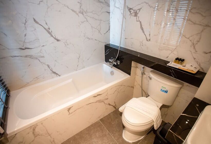 חדר משפחתי, Heaven Hotel Chachoengsao