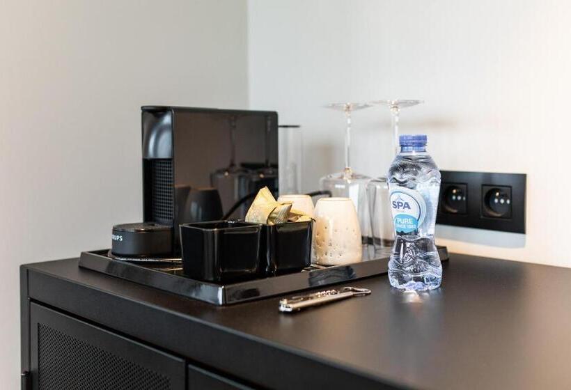 Люкс Superior, Vedette