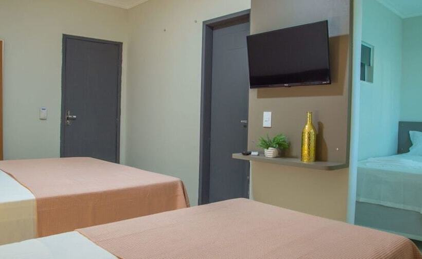 חדר סטנדרט לארבעה, Juazeiro Comfort