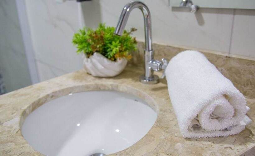 חדר סטנדרט לארבעה, Juazeiro Comfort