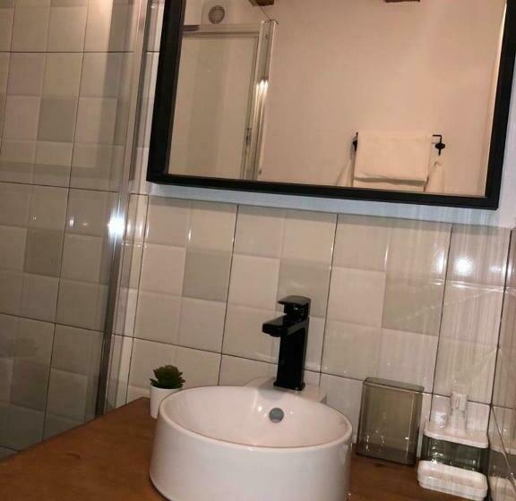 Номер Стандарт, The Top House