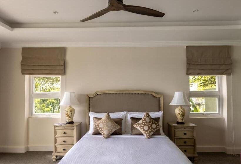 Deluxe Suite King Bed, Villa Serenity