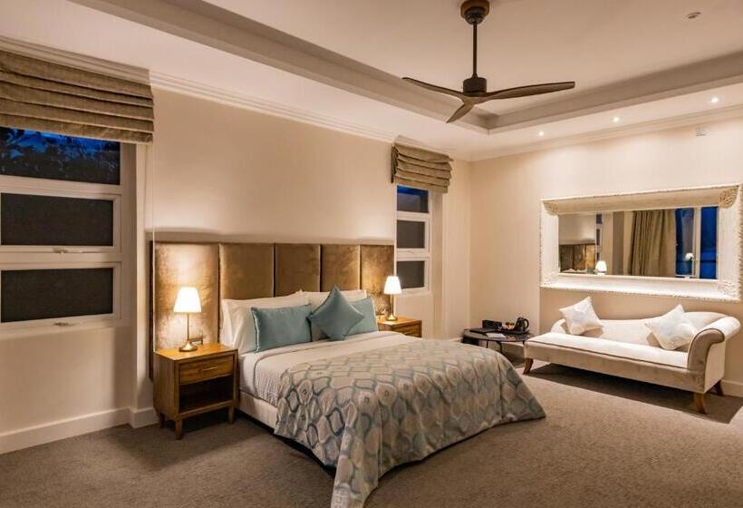 带大床的复式套间, Villa Serenity