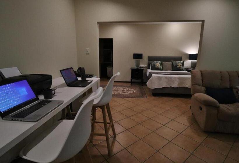 סוויטת סופריור, Highway Gardens Guest House