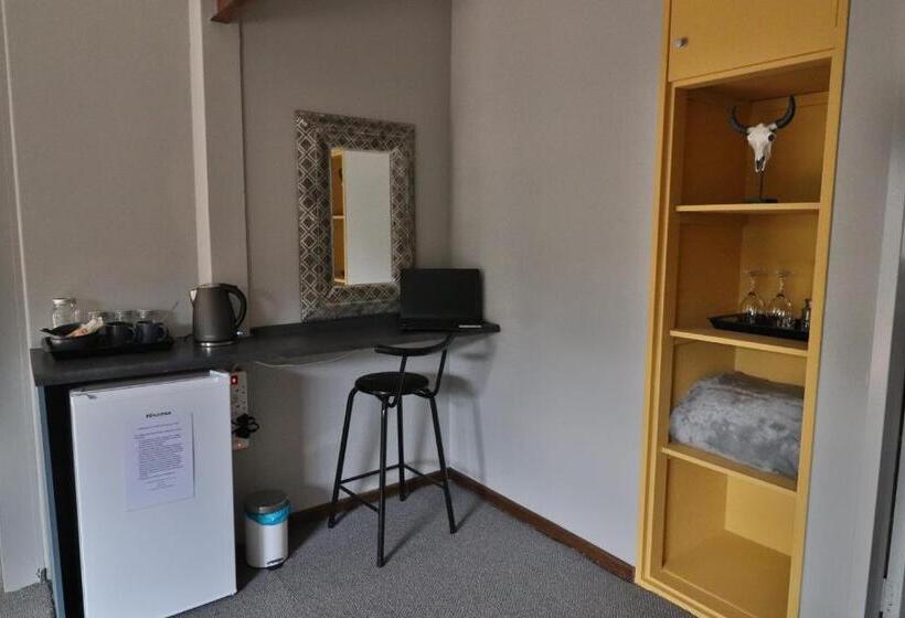 חדר דלוקס, Highway Gardens Guest House