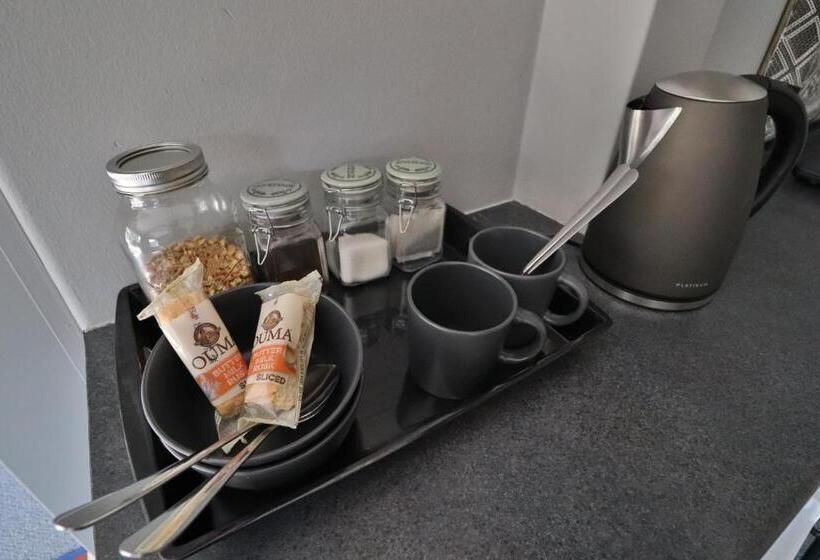 חדר דלוקס, Highway Gardens Guest House