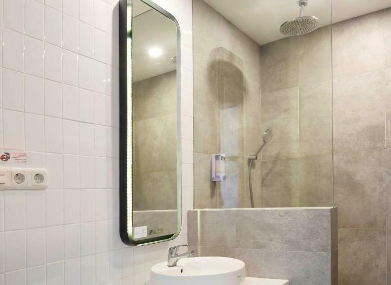 豪华房间, The Balcone Suites & Resort