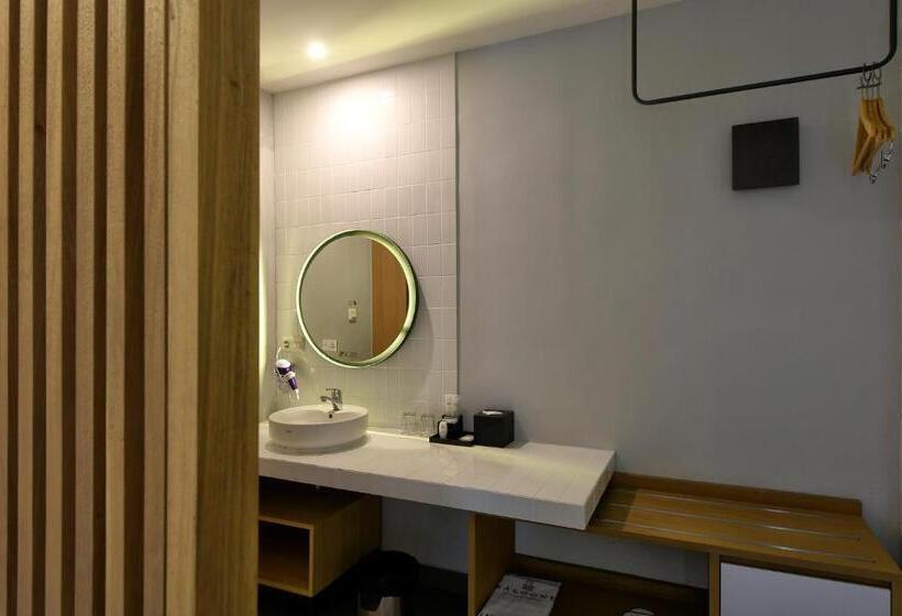 豪华房间, The Balcone Suites & Resort