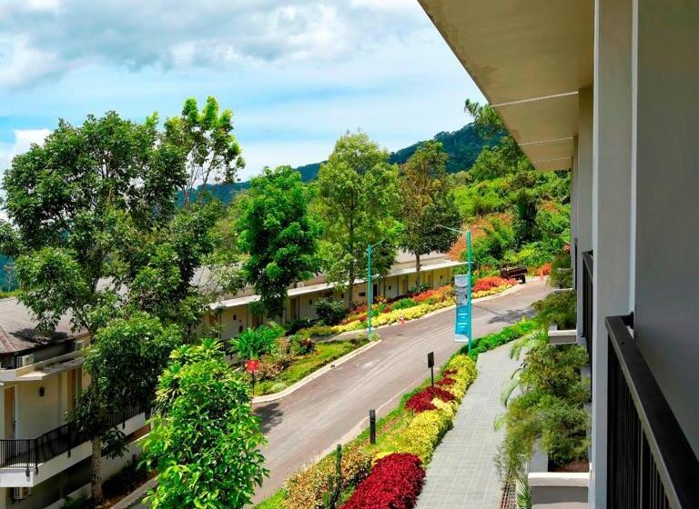 豪华房间, The Balcone Suites & Resort