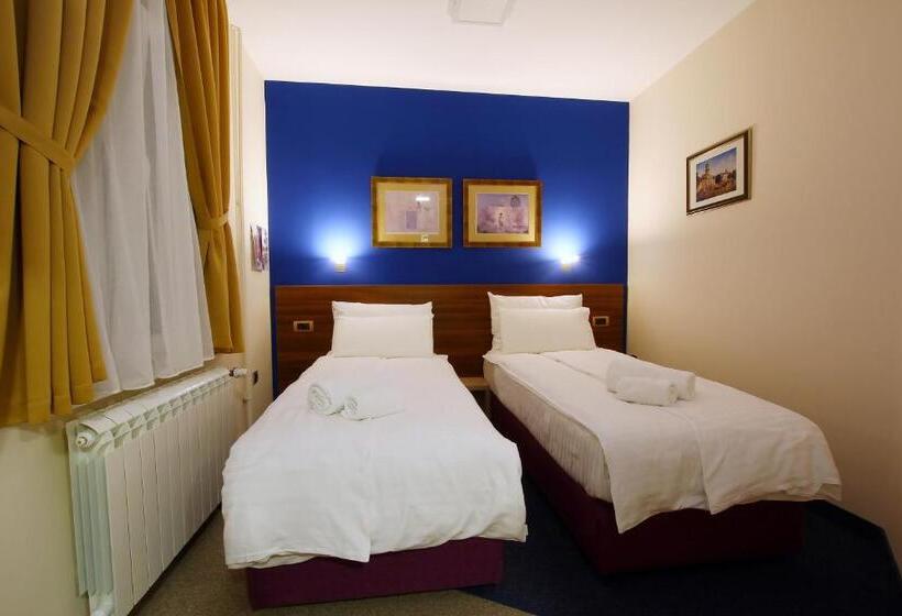 اتاق استاندارد, Villa Galeb