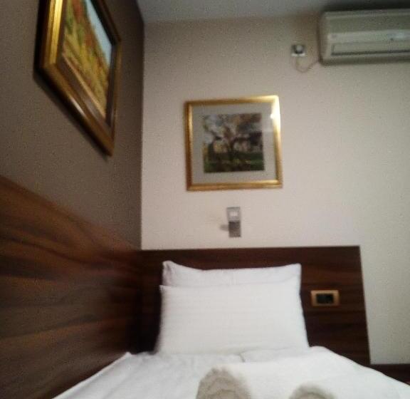 اتاق عادی یک تخته, Villa Galeb