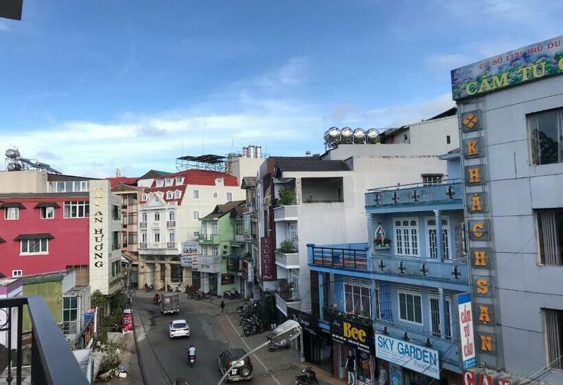 Balkonlu 4 kişilik Standart Oda, Dalamoon