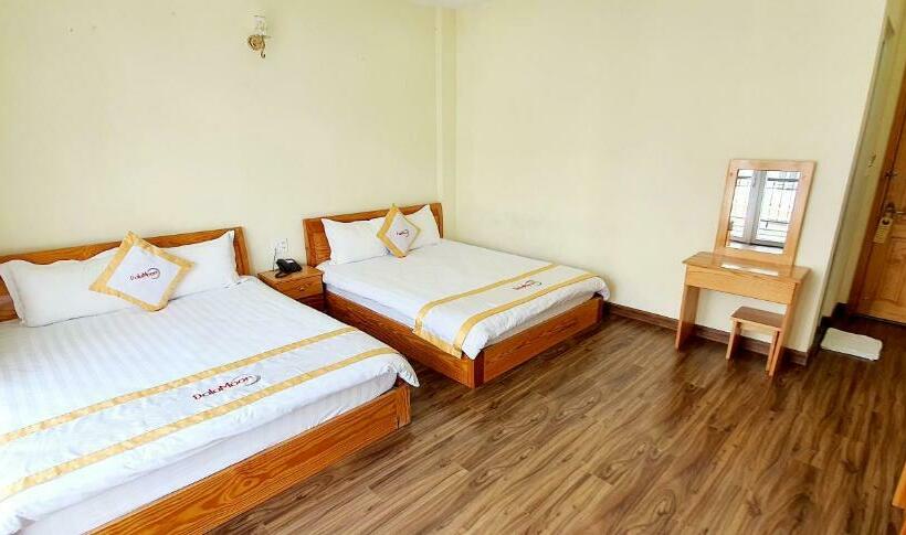 Balkonlu 4 kişilik Standart Oda, Dalamoon