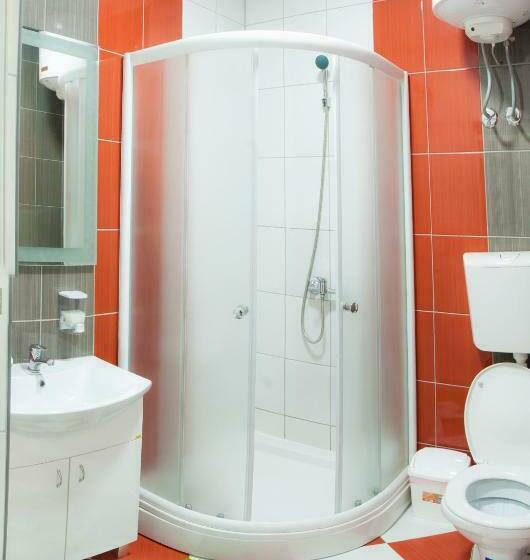 استودیوی لوکس, Guest House Centar Lux