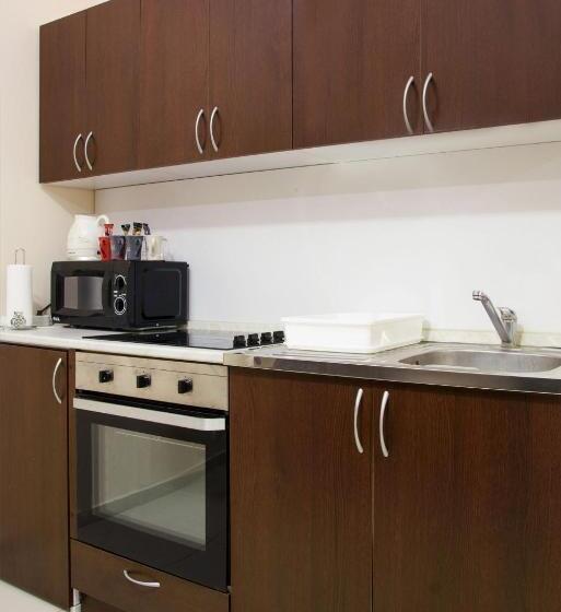 استودیوی لوکس, Guest House Centar Lux