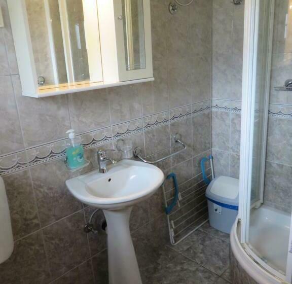 اتاق استاندارد سه تخته با بالکن, Guest House Villa živanović