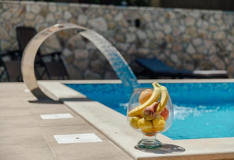 آپارتمان 1 خوابه همکف, Guest House Villa živanović