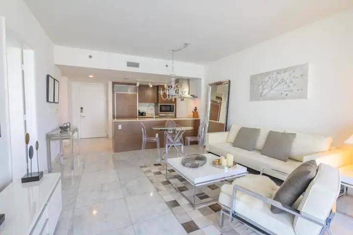 テラス付きジュニアスイート, Icon Brickell Residences