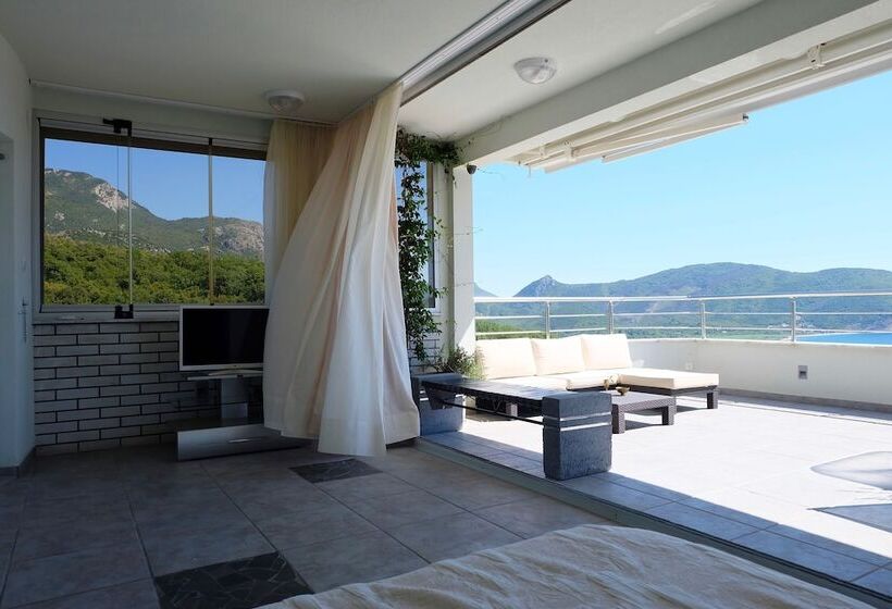 استودیو لوکس با چشمانداز دریا, Apartments And Rooms Villa Santa Vita