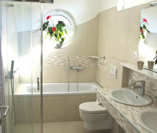 آپارتمان لوکس 1 خوابه, Apartments And Rooms Villa Santa Vita