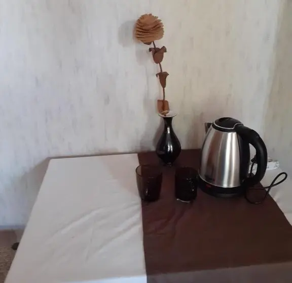 اتاق لوکس با بالکن, вв хостел