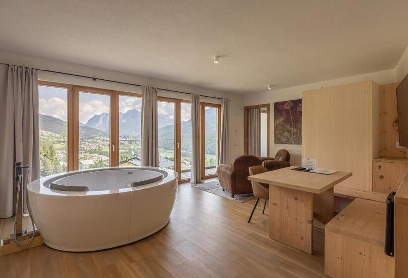 Полулюкс Одноместный с Террасой, Giallo Dolomiti Wellness