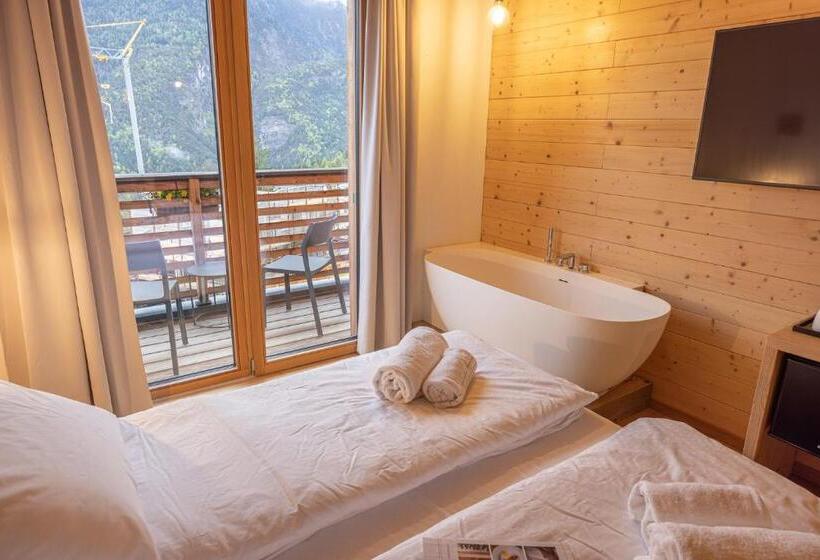 Номер Стандарт с Балконом, Giallo Dolomiti Wellness