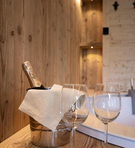 豪华套房, Giallo Dolomiti Wellness